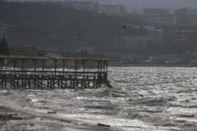 İçişleri Bakanlığı’ndan 13 il için fırtına uyarısı Geceye kadar sürecek!