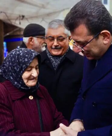 İmamoğlu açıkladı Emeklilere pazar desteği1