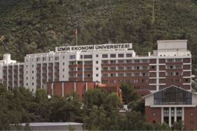 İzmir Ekonomi Üniversitesi