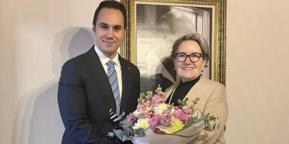 Meral Akşener’e dikkat çeken ziyaret!