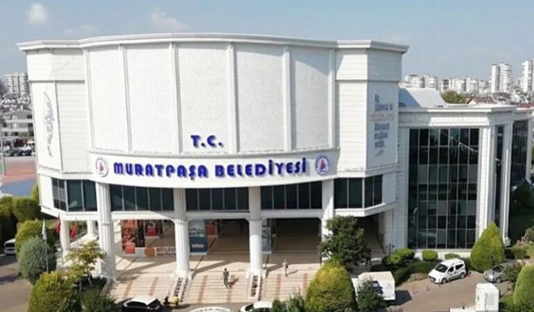 Antalya’da dört belediye başkanı için soruşturma izni!