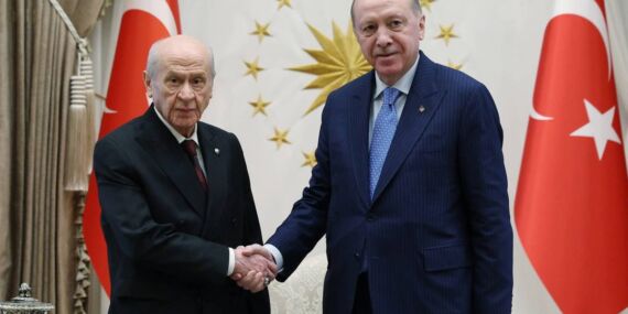 Saray’da kritik görüşme: Erdoğan ve Bahçeli, bir araya geldi