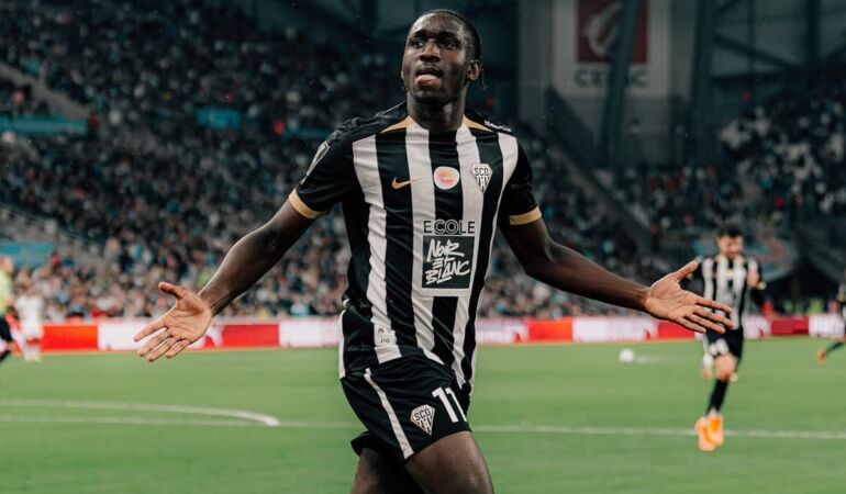 Ünlü gazeteci maliyetini duyurdu: Fenerbahçe’de Sidiki Cherif gelişmesi!
