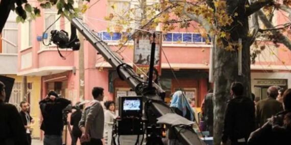 Sinema ve dizi setlerine düzenleme: İzinler ve saatler netleşti
