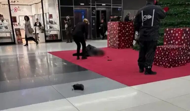 Şişli’de AVM’de şüpheli ölüm! ikinci kattan düşen 26 yaşındaki genç hayatını kaybetti