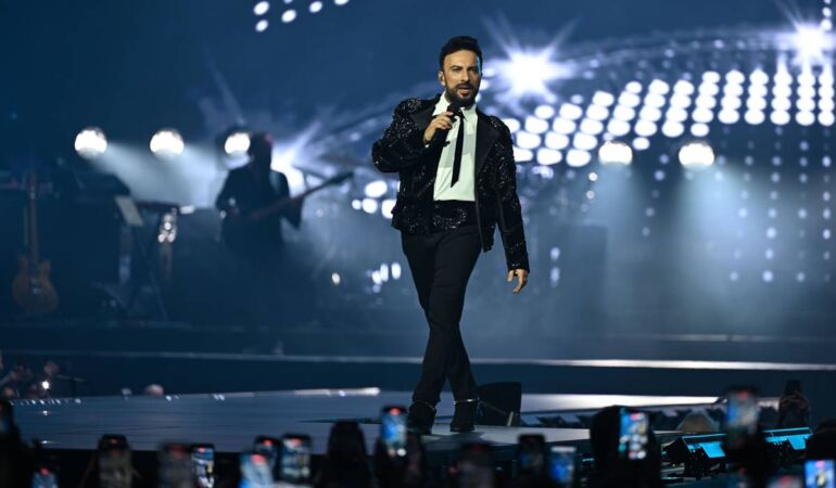 Tarkan’dan Orhan Gencebay sürprizi!