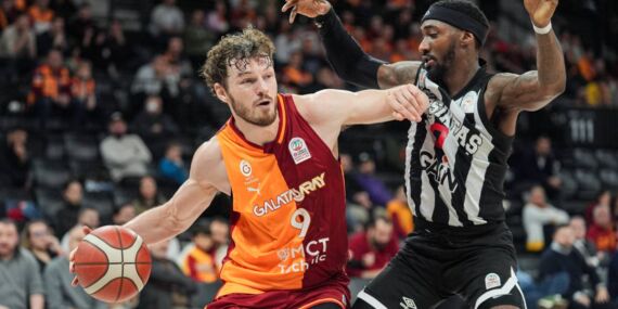 Dev derbide Galatasaray, Beşiktaş’ı farklı devirdi!