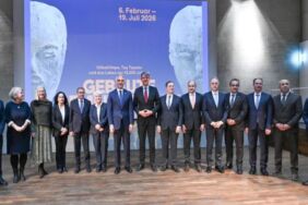 Şanlıurfa Büyükşehir Belediye Başkanı, 'Toplumun Keşfi: 12 Bin Yıl Önce Göbeklitepe ve Taş Tepeler'de Yaşam' sergisinde