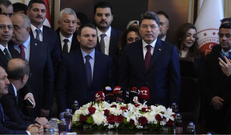 Yılmaz Tunç görevini devretti: Akın Gürlek’ten ilk açıklama!