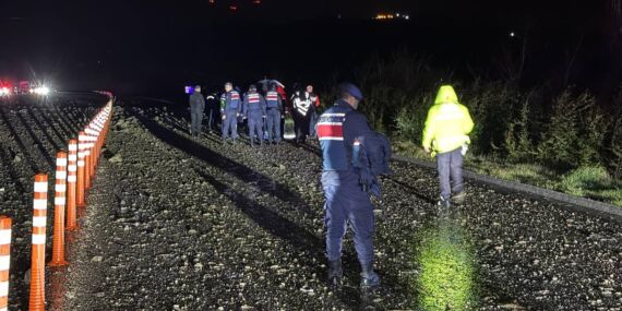 Balıkesir’de F-16 uçağı düştü: Bir pilot şehit oldu!