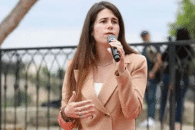 Çeşme belediyesi Lal Deniz