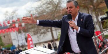 Çorum mitinginde sert mesaj Özgür Özel’den Erdoğan’a tek şart!