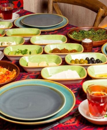 Ekonomi Mardin'de asgari ücretlinin Ramazan sofrasını vurdu