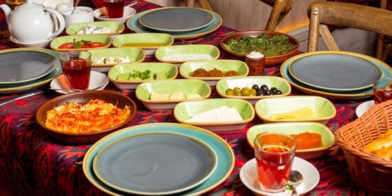 Ekonomi Mardin’de asgari ücretlinin Ramazan sofrasını vurdu