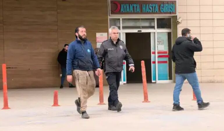 İnegöl’de iftar öncesi şiddet Kapıyı kırdı, kadın balkondan atladı