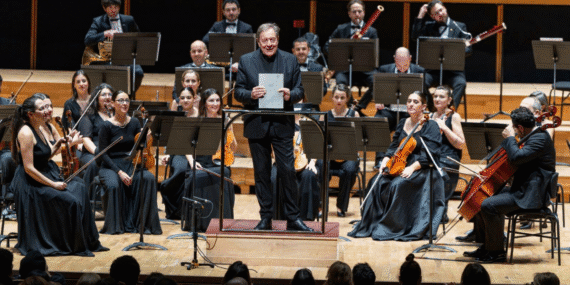 Klasik müziğin ustaları İzmir’de buluştu