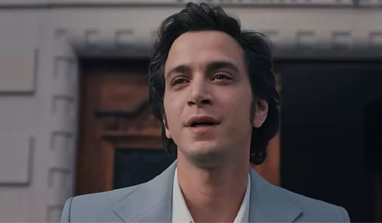 Kemal’in Füsun’a bağlılığı Aşk mı, takıntı mı