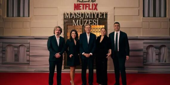 “Masumiyet Müzesi” uyarlaması yayında Orhan Pamuk ve ekip gala gecesinde buluştu