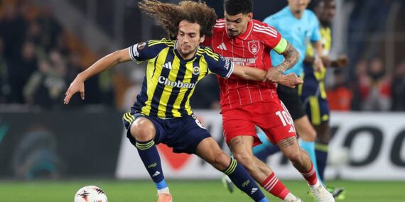 UEFA Avrupa Ligi’nde sahneye çıkıyor: Fenerbahçe, Nottingham Forest karşısında tur peşinde!
