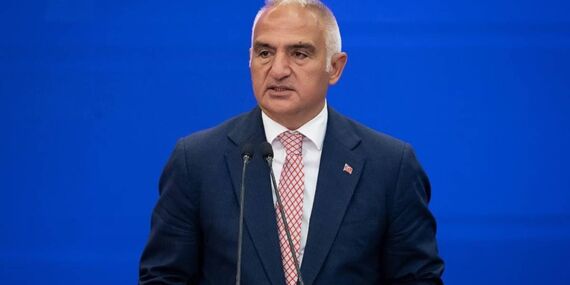 Bakan Ersoy, Türk dizilerine yeni destek modelini açıkladı: ‘Bölüm başına 100 bin dolar…’