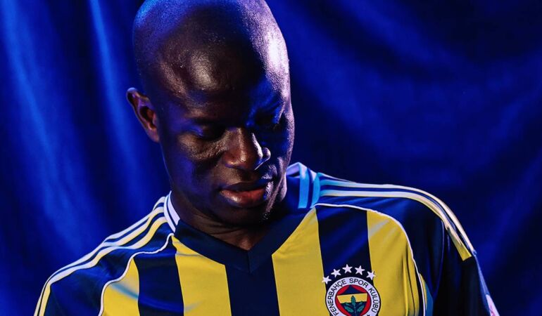 N’Golo Kante’den Fenerbahçe için ilk açıklama!