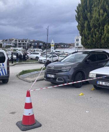 Okul çıkışında kadın öğretmene saldırı