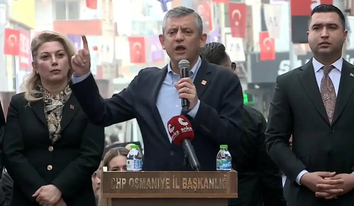 Özgür Özel, depremin üçüncü yılında hükümeti eleştirdi 'Saray’da bir danışman demiş ki…'