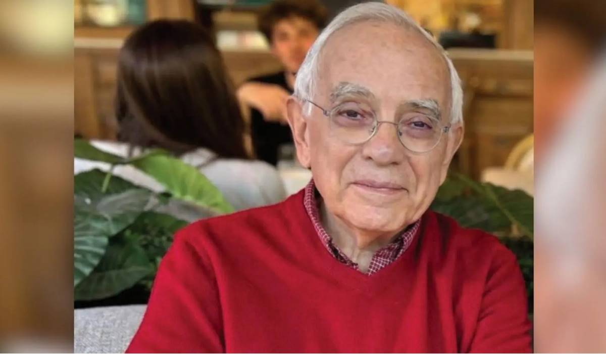 Prof.Dr. Sabri Sayarı hayatını kaybetti