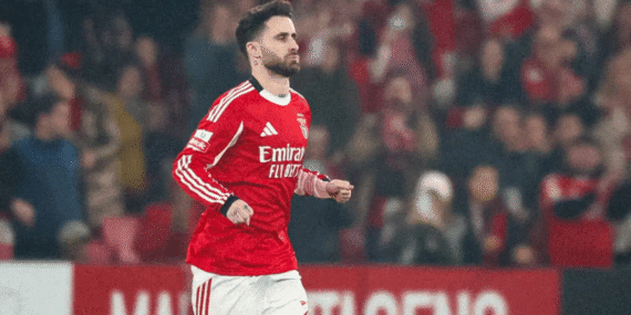 Eleştirilerinin odağında Rafa Silva: Mourinho’ya bir sorun daha