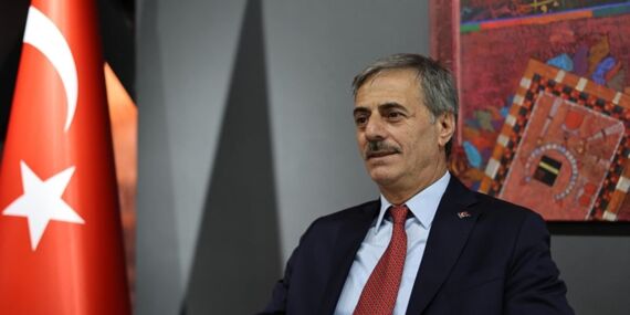 AKP’li başkan ‘mezunum’ dedi: Üniversiteden yalanlama geldi