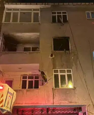 Sancaktepe’de 3 katlı binada yangın!