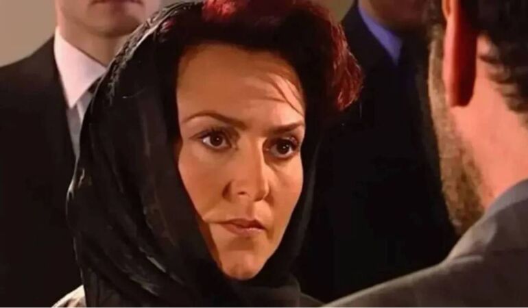 Ünlü oyuncu Şıvga Gerez hayatını kaybetti