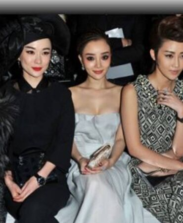 YAPAY ZEKA AŞIK OLAN KADINLAR