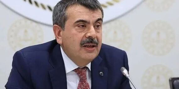 Yusuf Tekin’den ‘laiklik’ bildirisine dava: Herkes yargıya başvurmalı