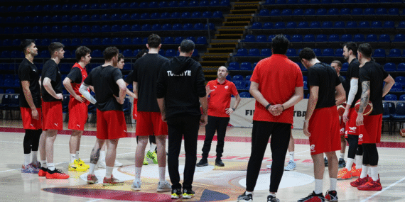 Bugün potada dev kapışma: Sırbistan- Türkiye basketbol maçı hangi kanalda? Saat kaçta, nereden izlenir?