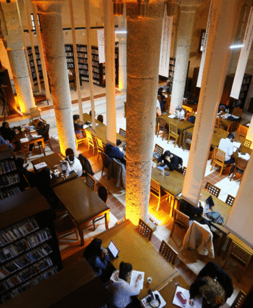 adana'da açılan kütüphane