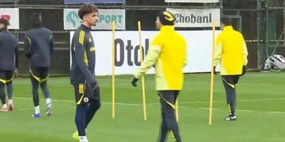 Fenerbahçe, Galatasaray’dan kadrosuna kattı: Yeni transfer ilk antrenmanına çıktı!