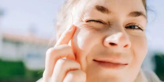 Kolajen takviyesi cildin elastikiyetini artırıyor, peki kırışıklıklar?