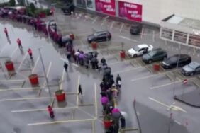 indirim izdihamı gece başladı