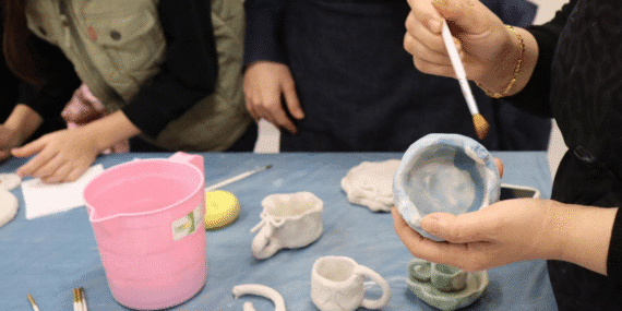 İzmir’de kadınların ‘seramik’ buluşması; üretime katıldılar