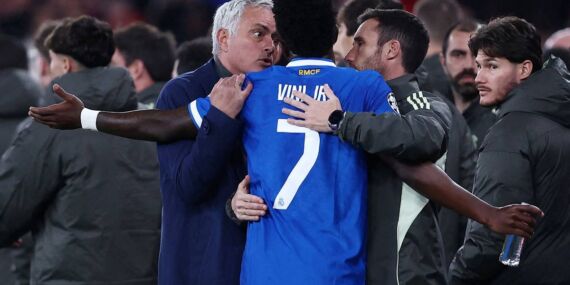 Fransız efsaneden Jose Mourinho’ya ırkçılık tepkisi!