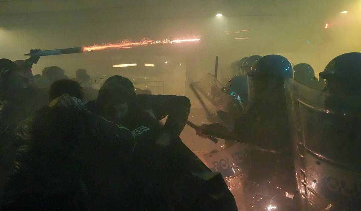 olimpiyatlar öncesi gerilim göstericilere müdahale edildi