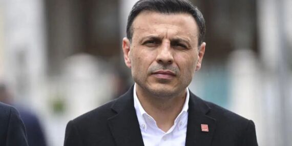 Aziz İhsan Aktaş davasının ilk celsesi sona erdi… Özgür Çelik: ‘Çürük, içi boş ve utançla anılacak bir dava’