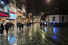 sağanak bastırdı, i̇stanbullular zor anlar yaşadı