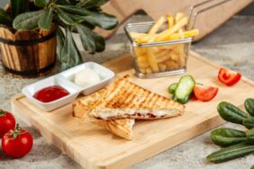 sahurun yıldızı beyaz unsuz yulaflı tost tarifi