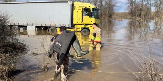 Edirne’de sel felaketi: TIR sürücüsü 3 gün sonra kurtarıldı!