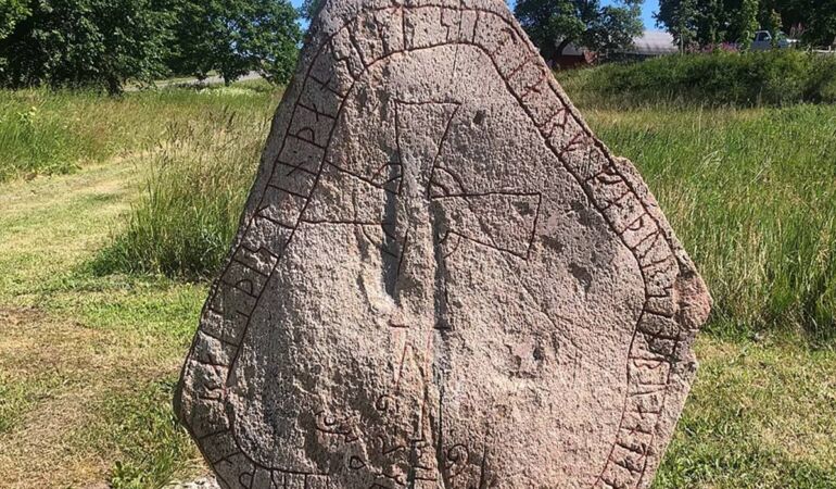 Viking’lerden mesaj: ‘Beni seviyor musun?’