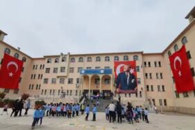 ‘İlahili’ teneffüs ziline tepki gösteen velinin, gözaltına alındığı ortaya çıktı