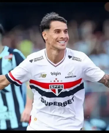 02f128ef-0063-4671-9e96-a883a85b43f0 (1)