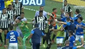 23 kırmızı kart çıktı!